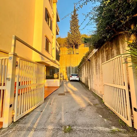 Donna Filomena Casa Vacanza Park Bougainville Salerno Exterior foto